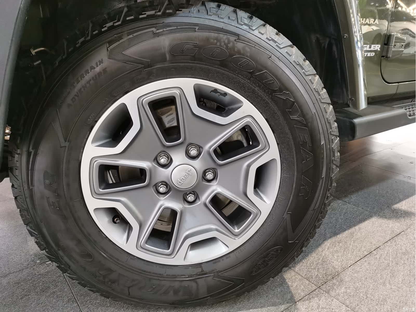 Jeep Wrangler, 2015 14