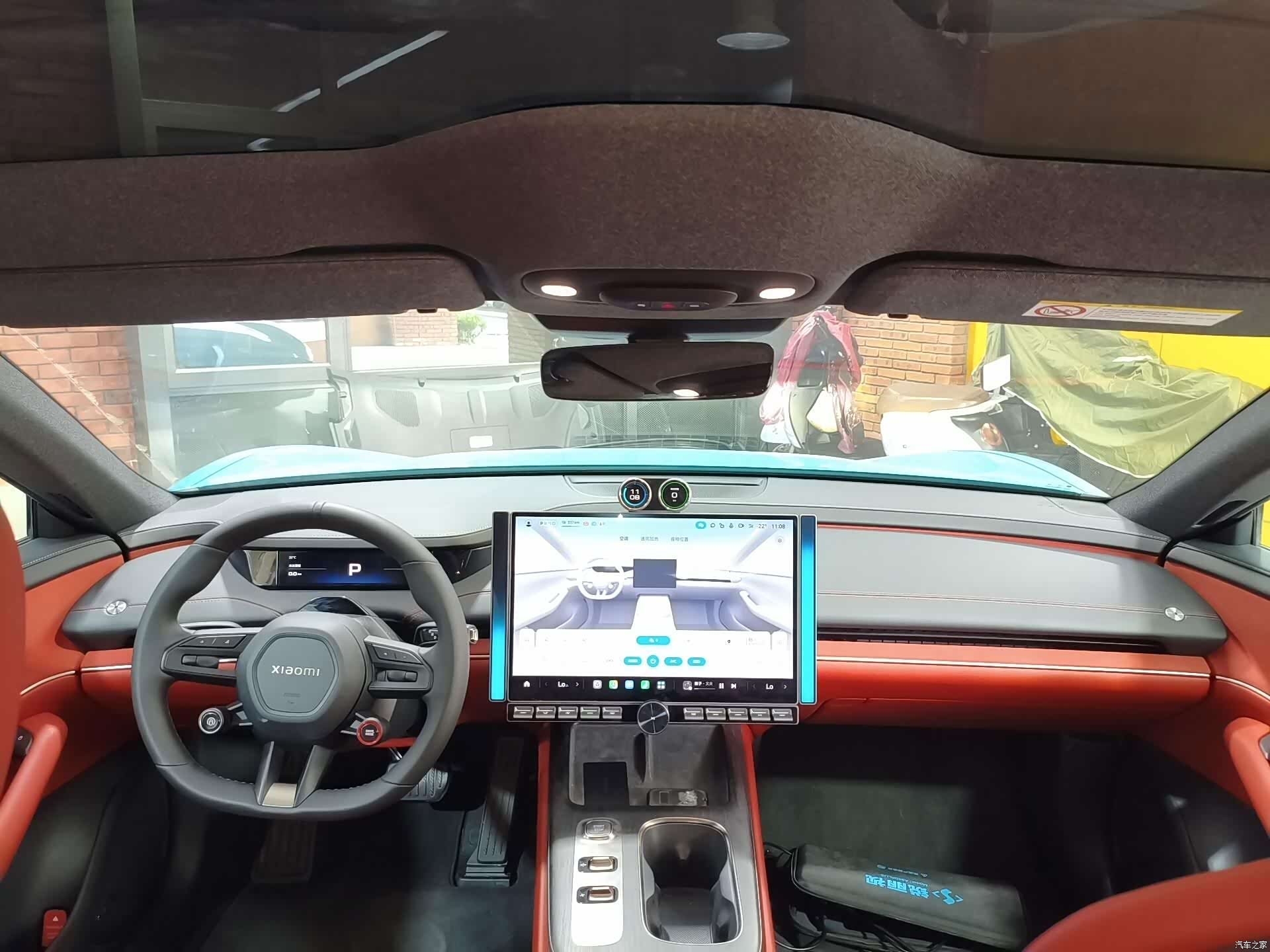 Xiaomi SU7, 2025 12