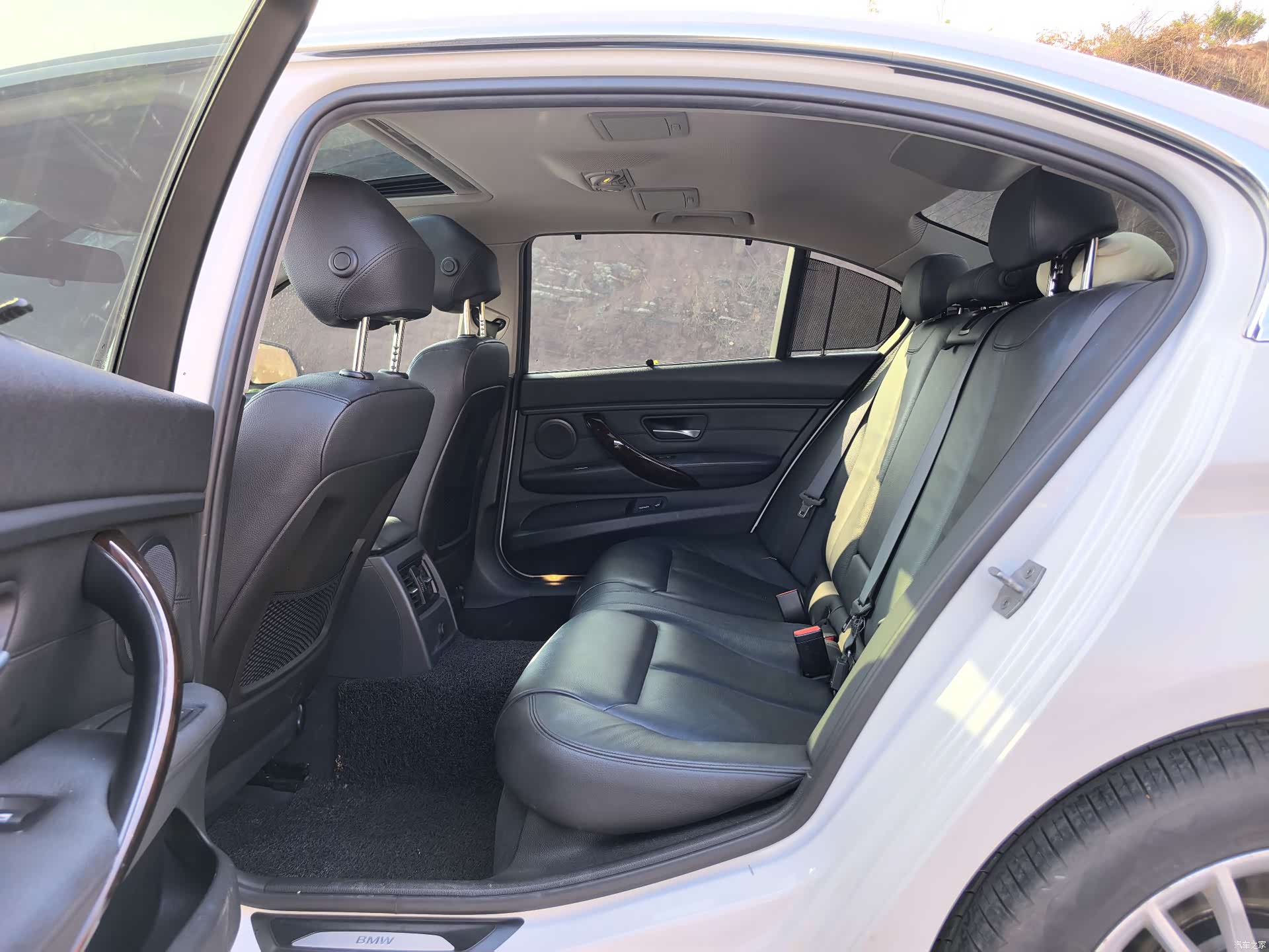 BMW 3 Series, 2015 10