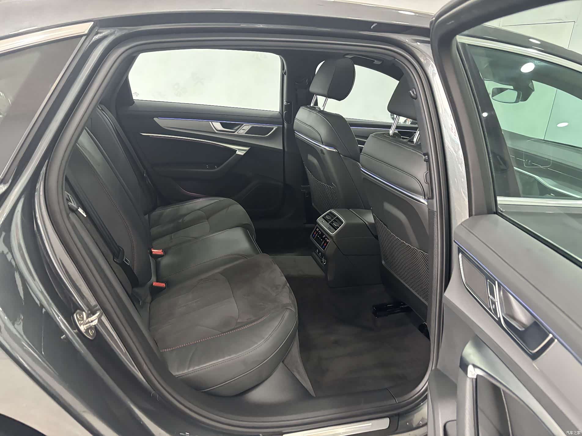 Audi A6L, 2024 25