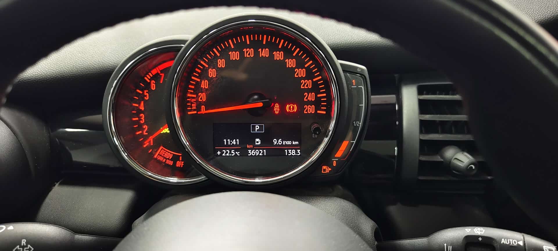 Mini ONE, 2019 13