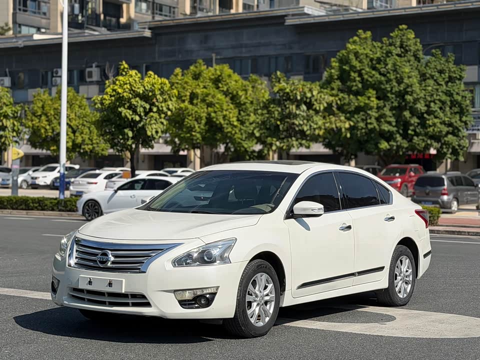 Nissan Teana
