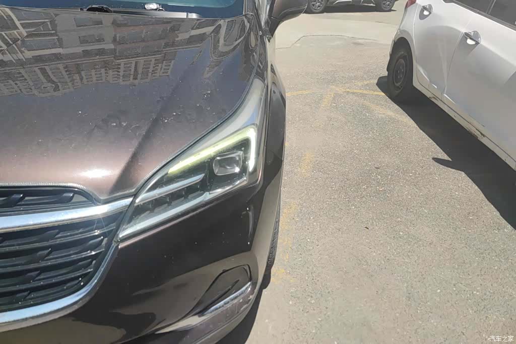 Buick Envision Plus, 2020 все фото