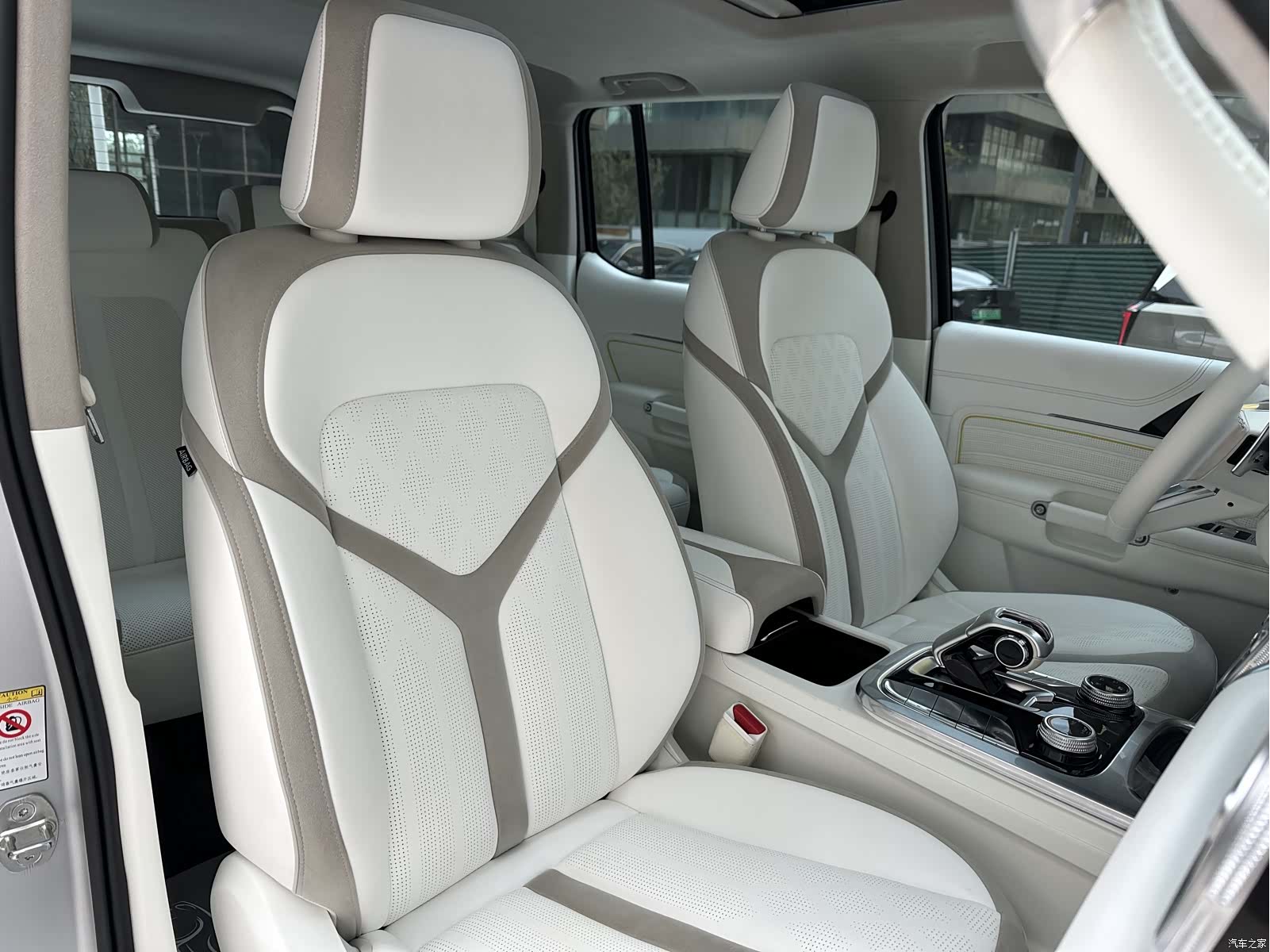 Tank 300, 2022 9