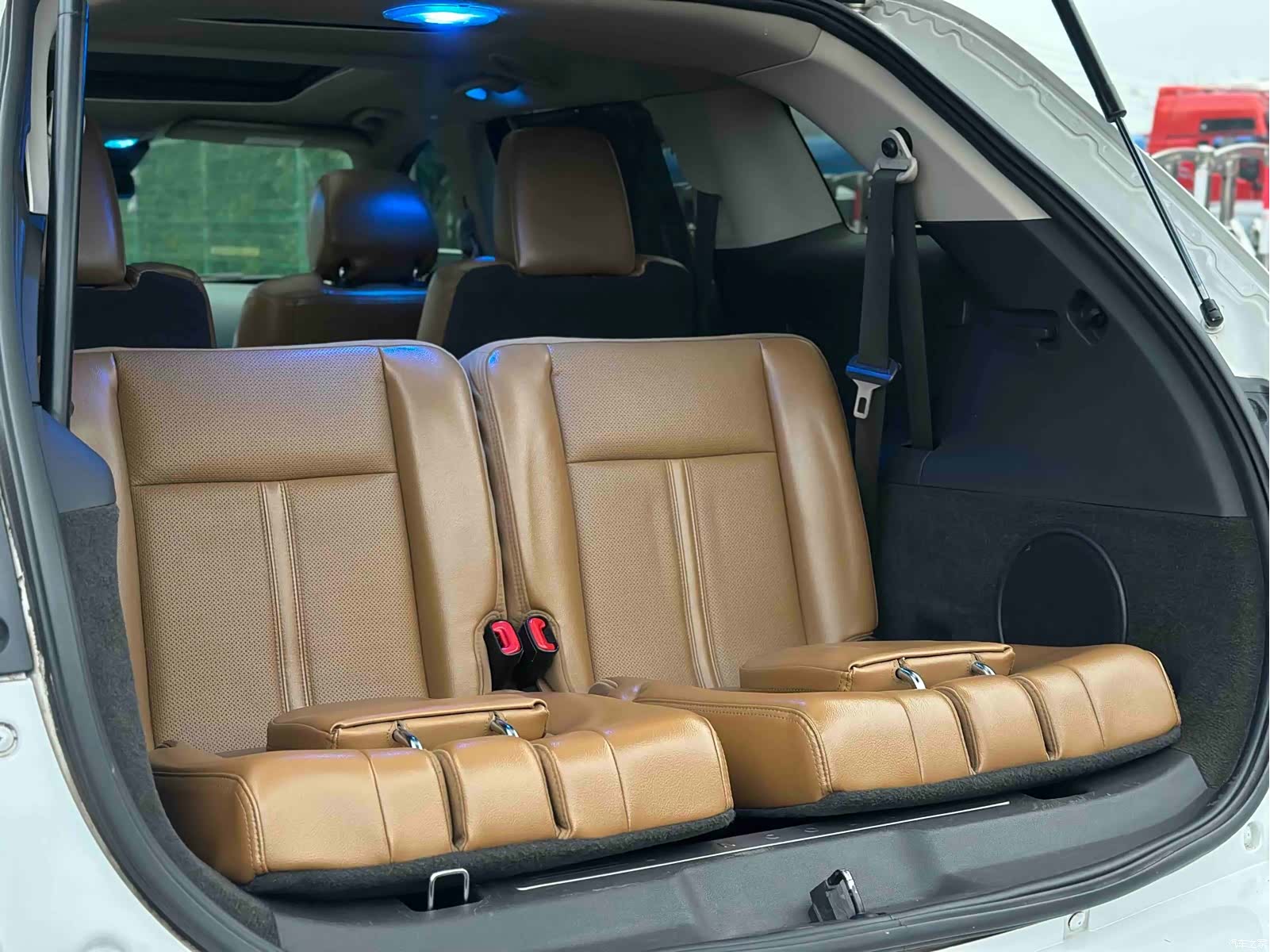 Lincoln MKT, 2012 20