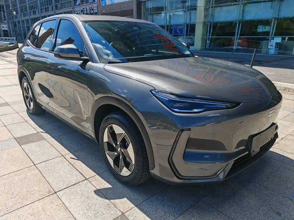 Geely Galaxy Galaxy E5