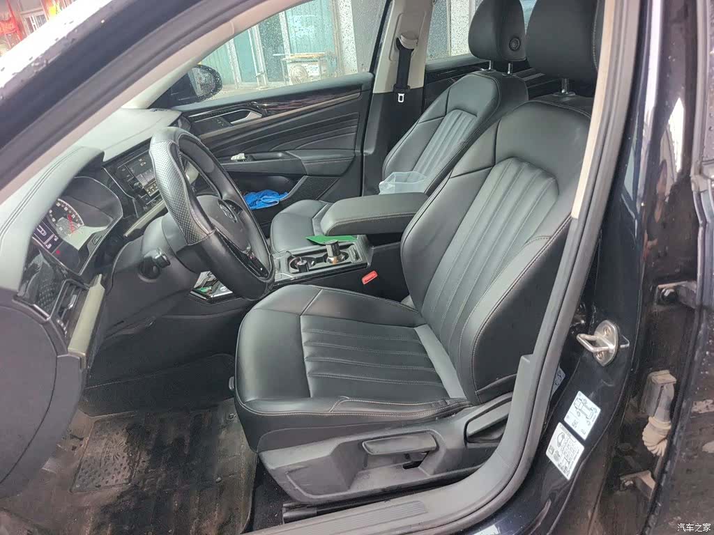 Volkswagen Passat, 2019 11