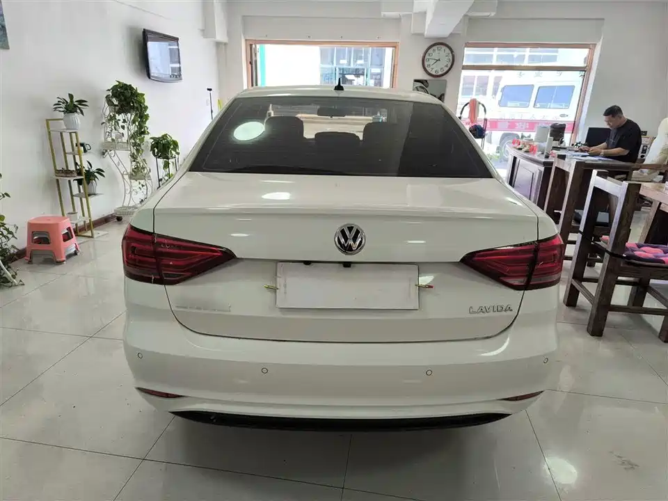 Volkswagen Lavida
