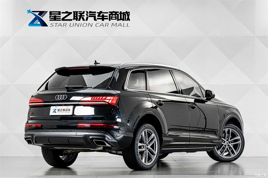 Audi Q7, 2024 6