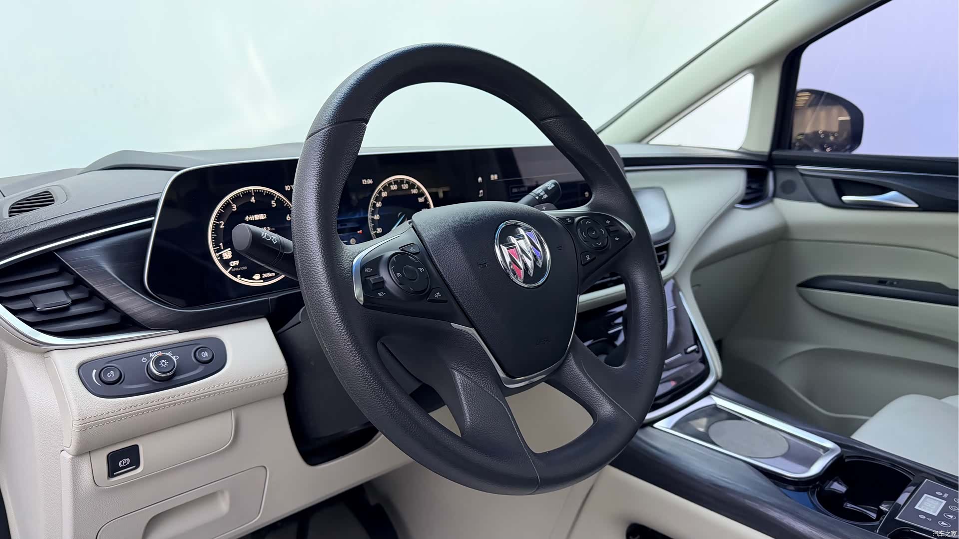 Buick GL8, 2023 9