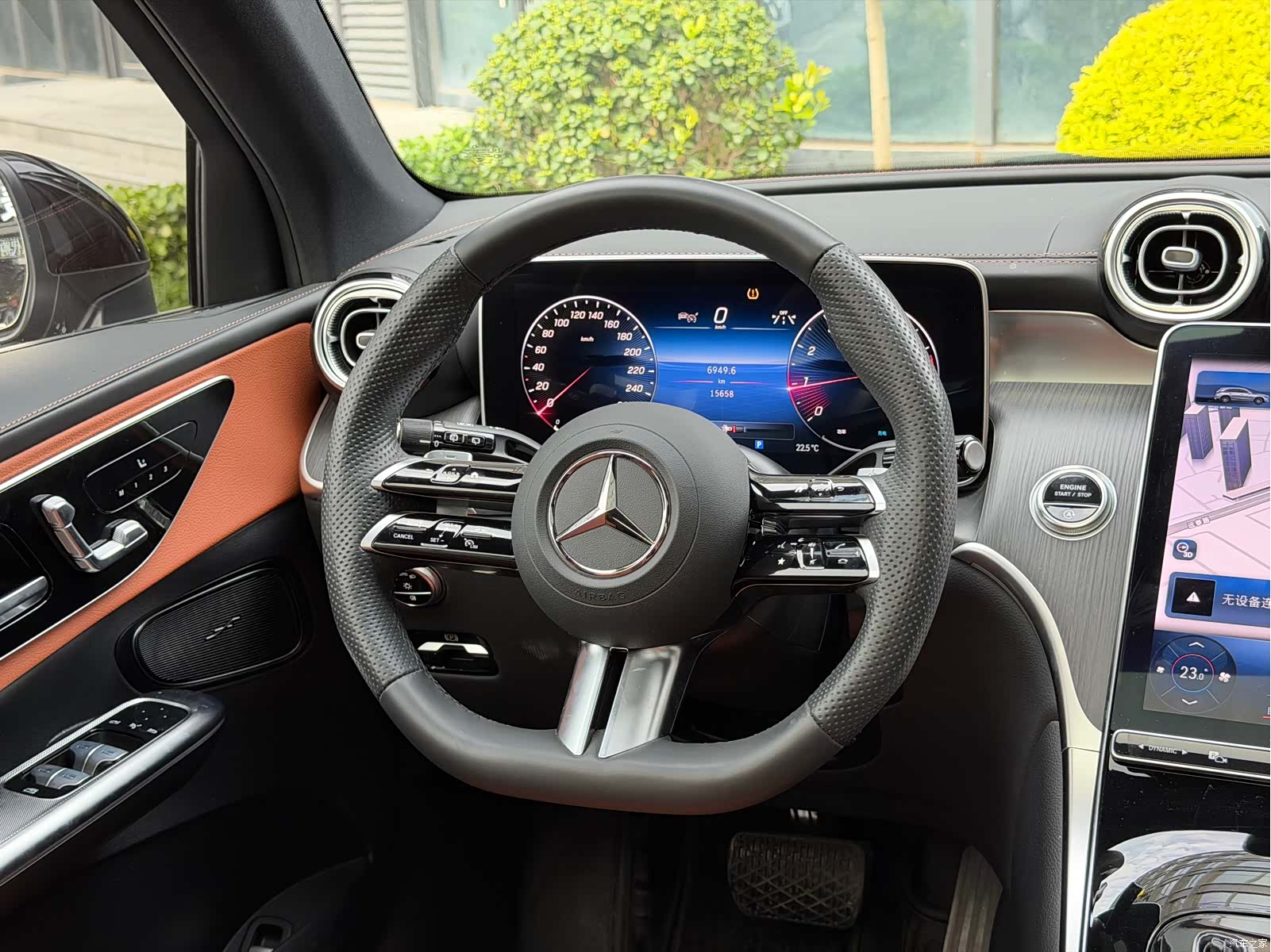 Mercedes-Benz GLC, 2024 10