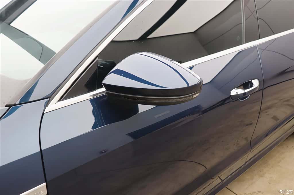 Audi A7L, 2024 29