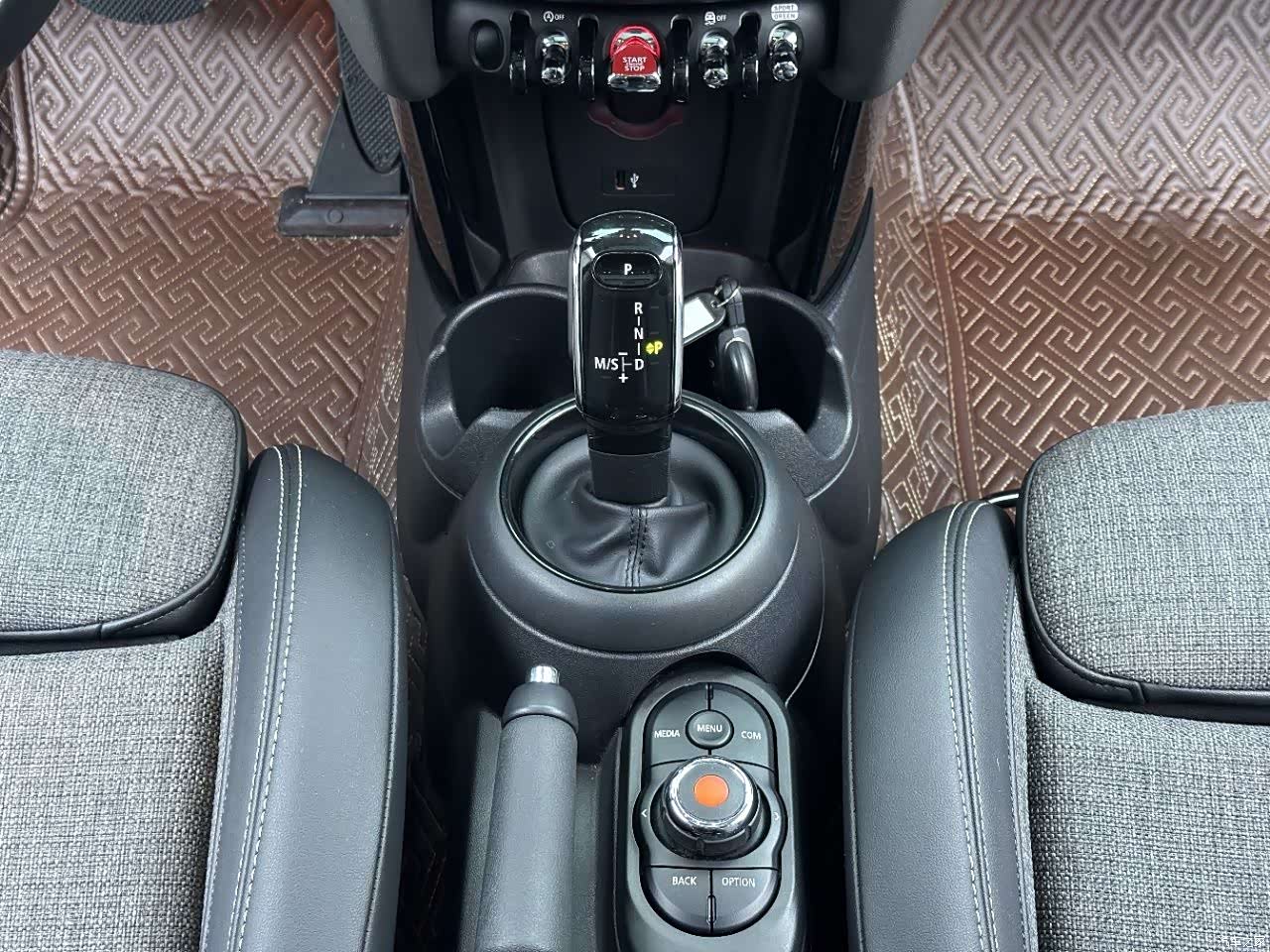 Mini Cooper, 2019 13