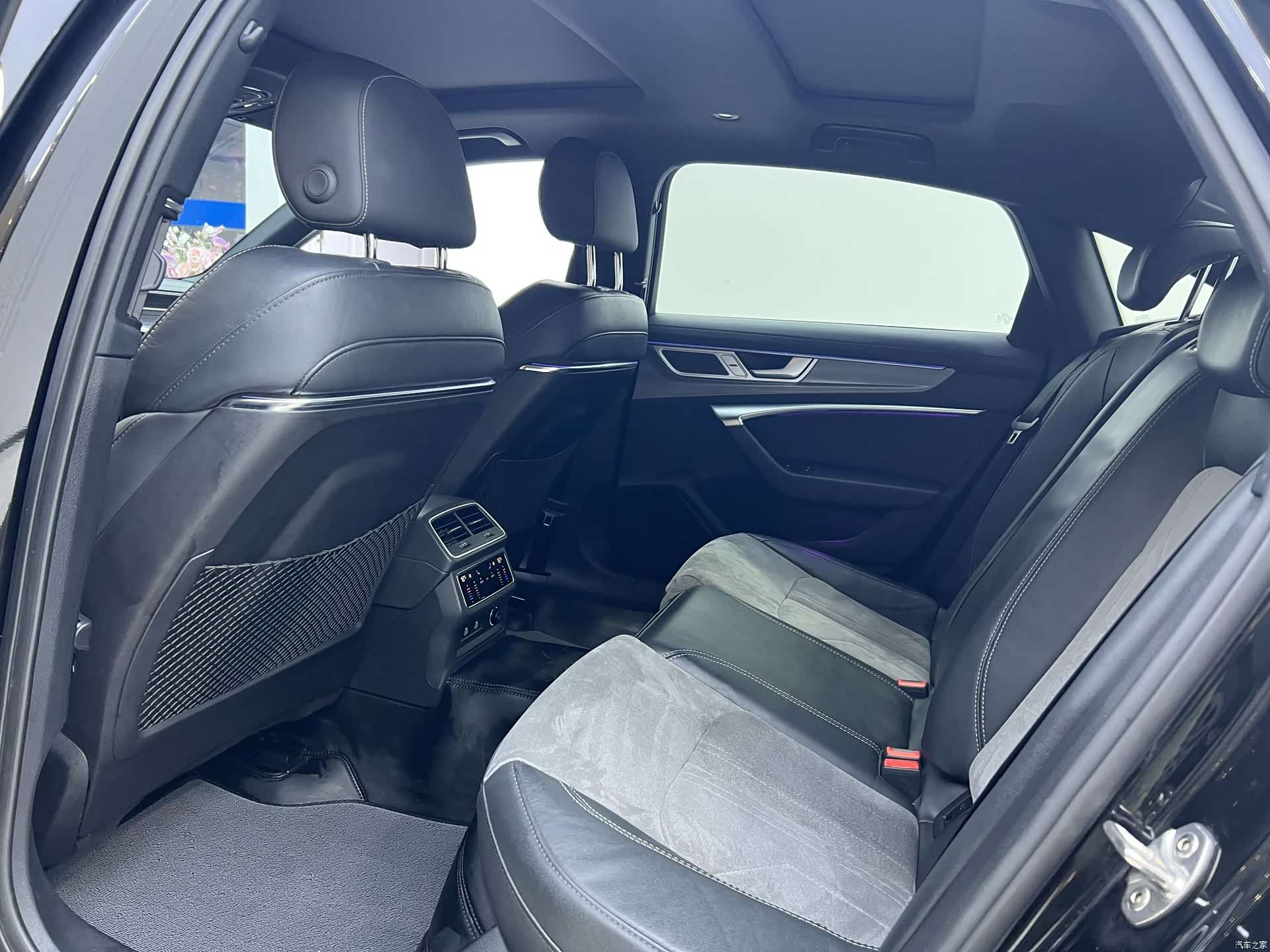 Audi A6L, 2022 15