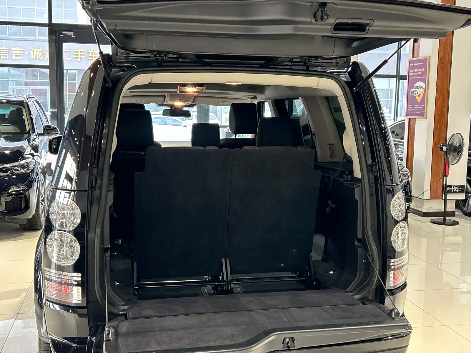 Land Rover Discovery, 2017 28