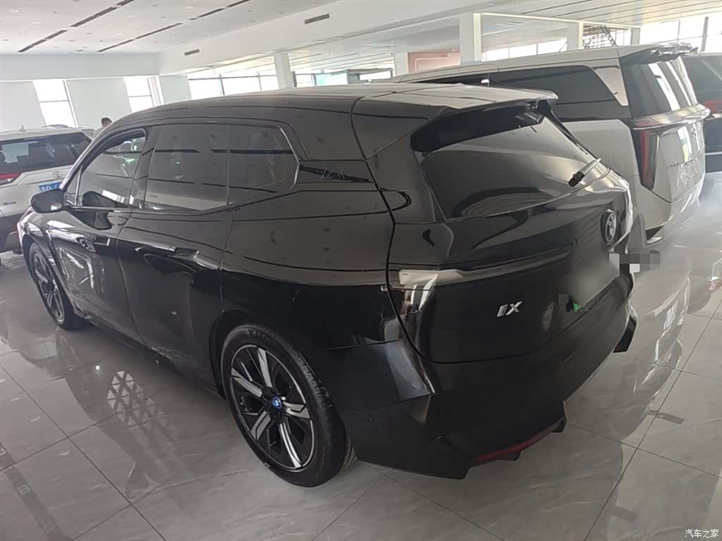 BMW iX, 2023 все фото