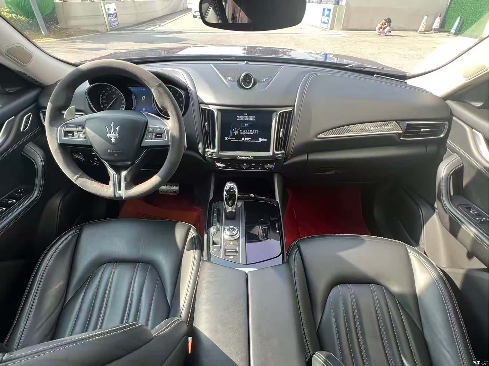 Maserati Levante, 2016 10