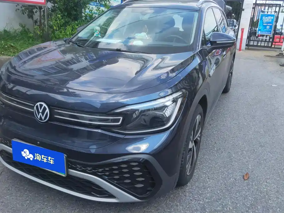 Volkswagen ID.6 CROZZ