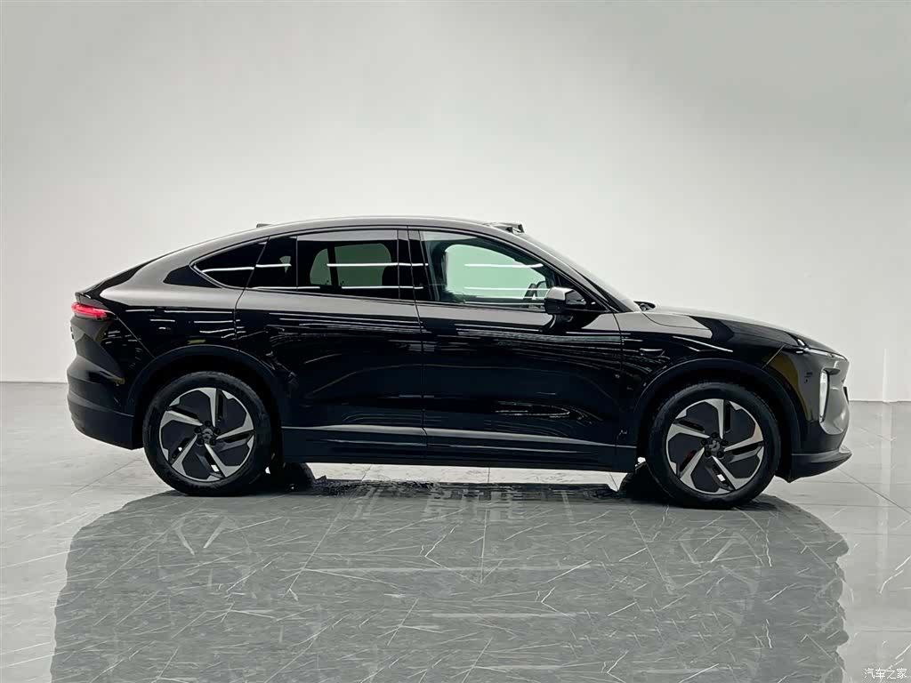 NIO EC6, 2023 7