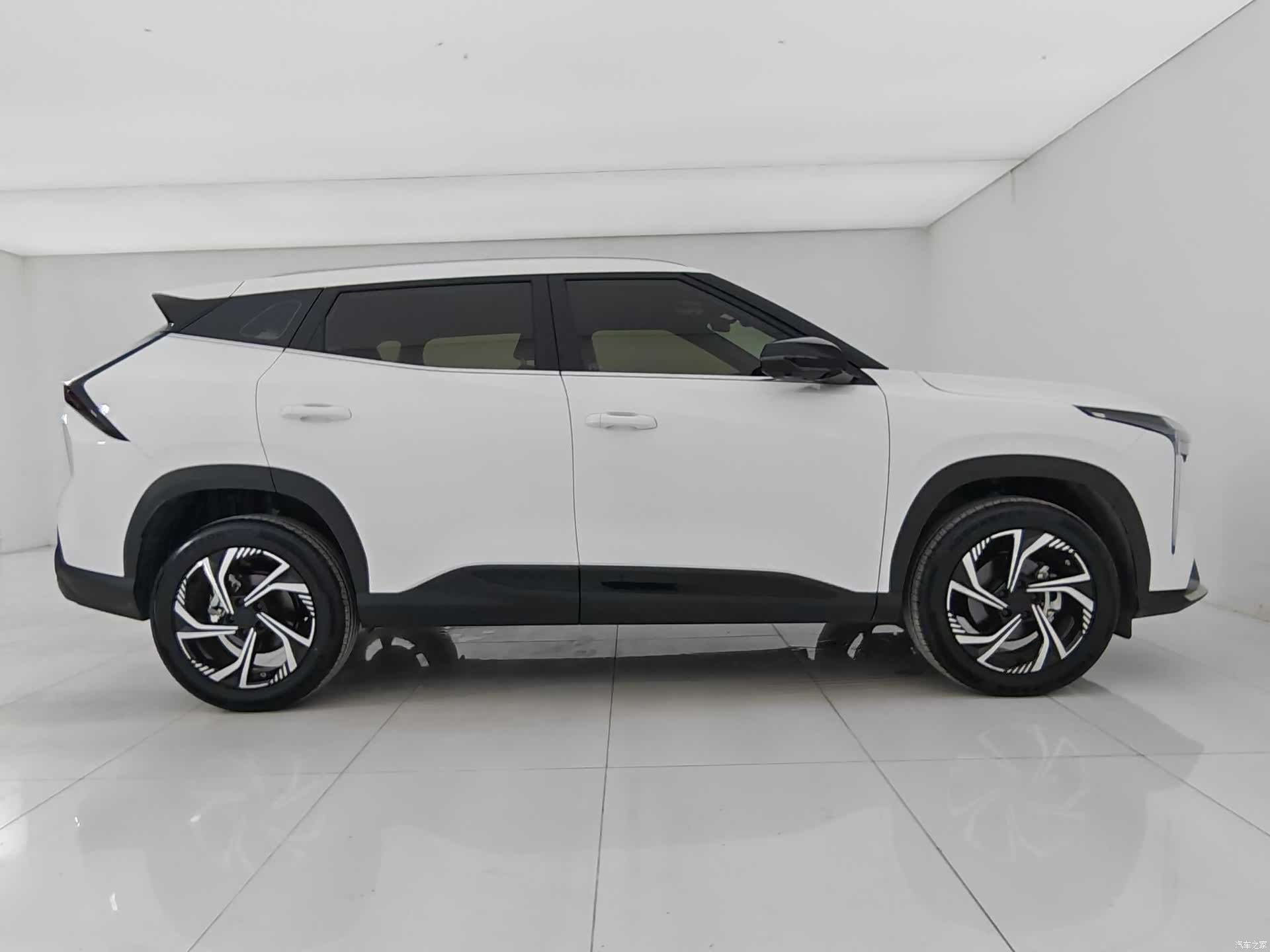 Geely Boyue, 2024 9