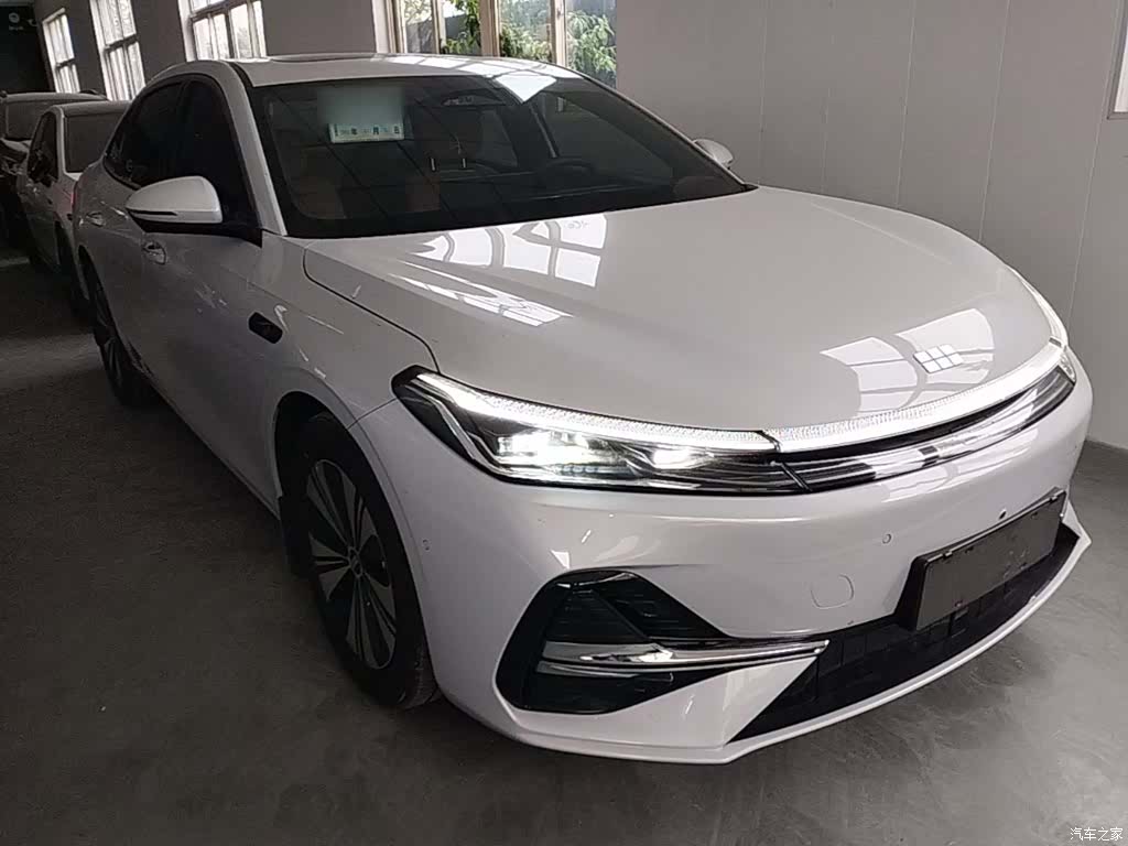 Geely A7, 2025 4