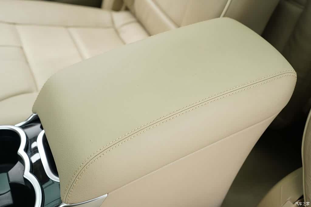 Mercedes-Benz R-Class, 2014 20