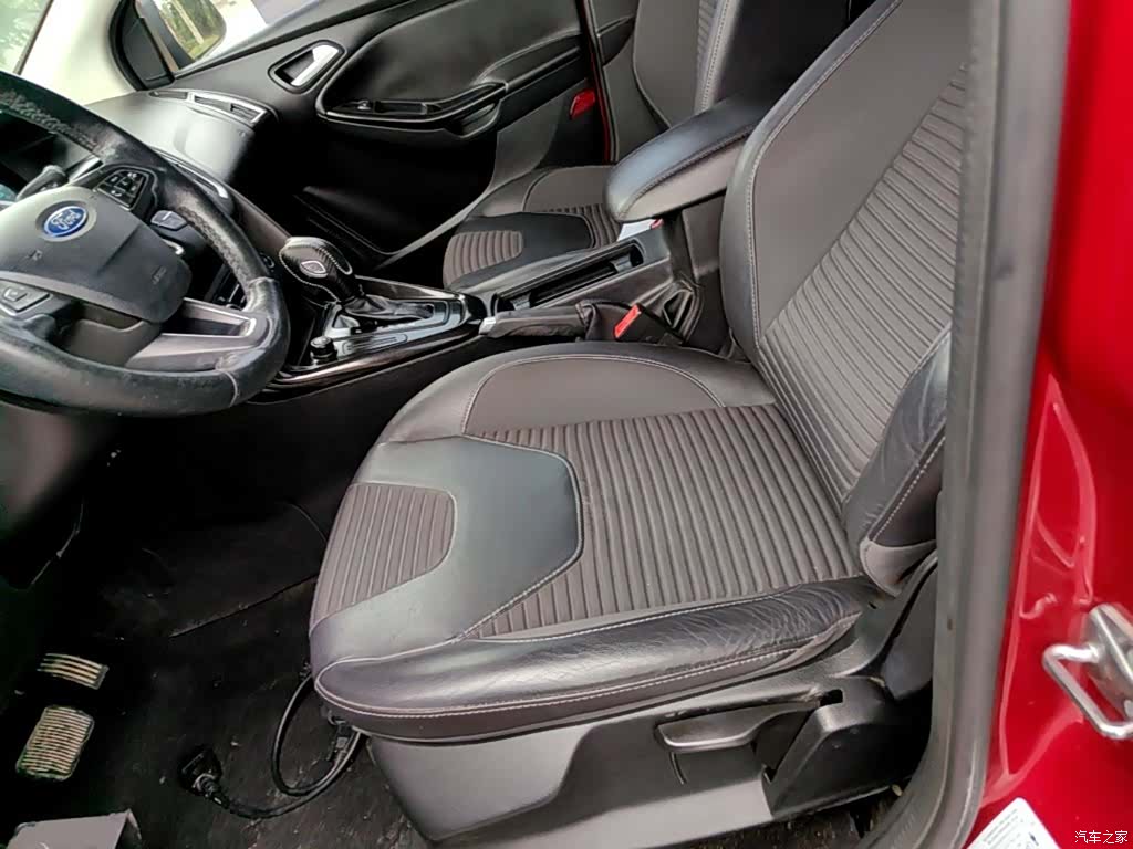 Ford Focus, 2015 15