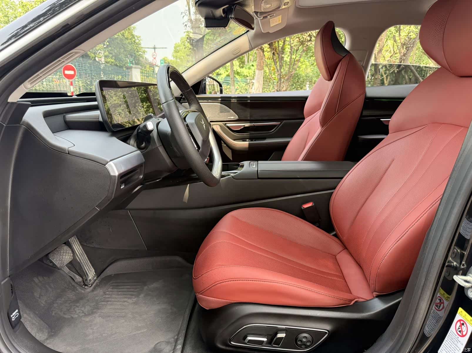 Xpeng P7, 2020 10