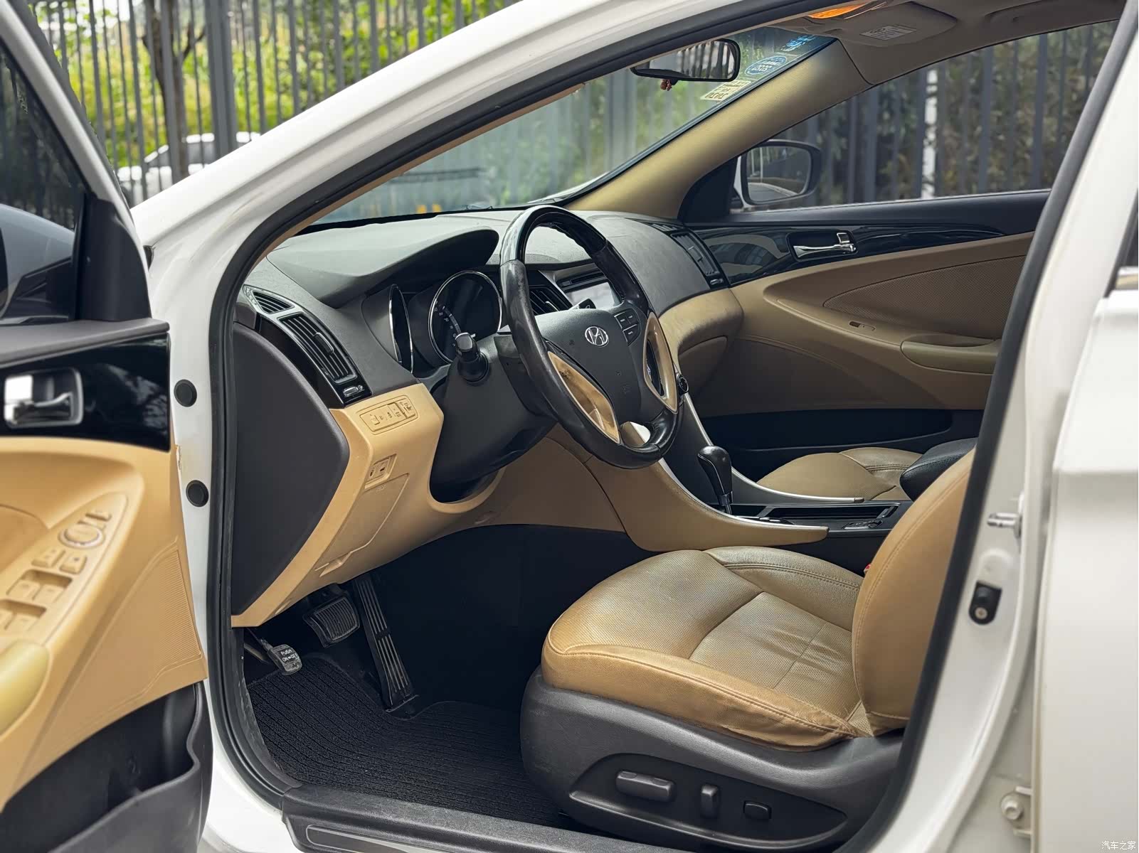 Hyundai Sonata, 2014 4