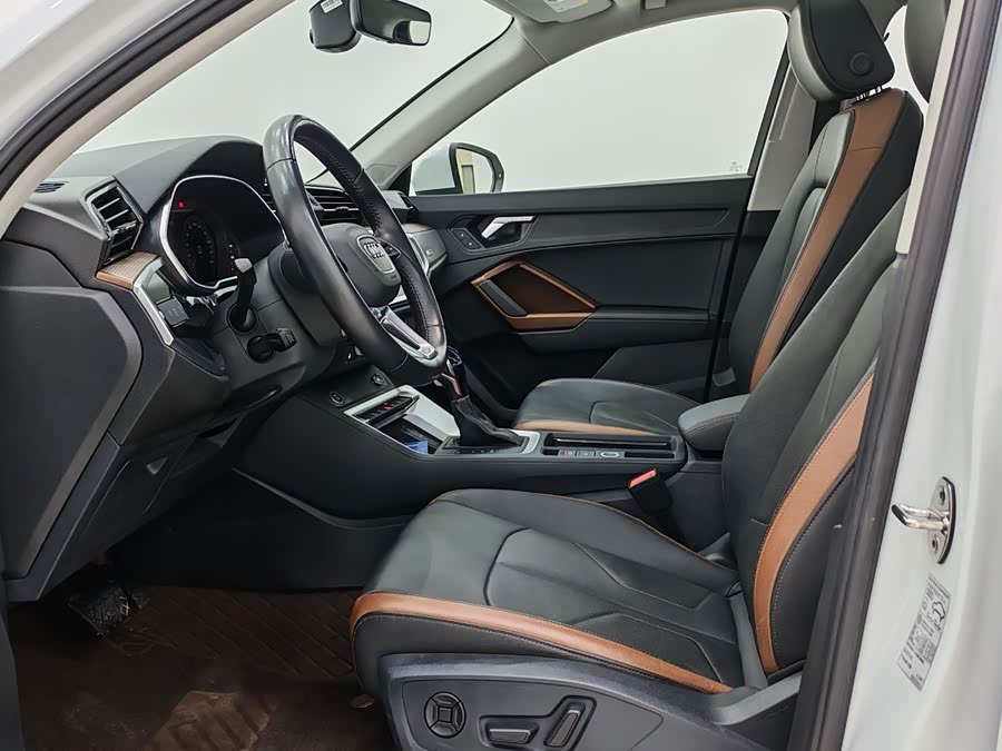 Audi Q3 2022, фото 7