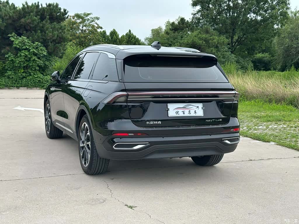 Lincoln Nautilus, 2023 4