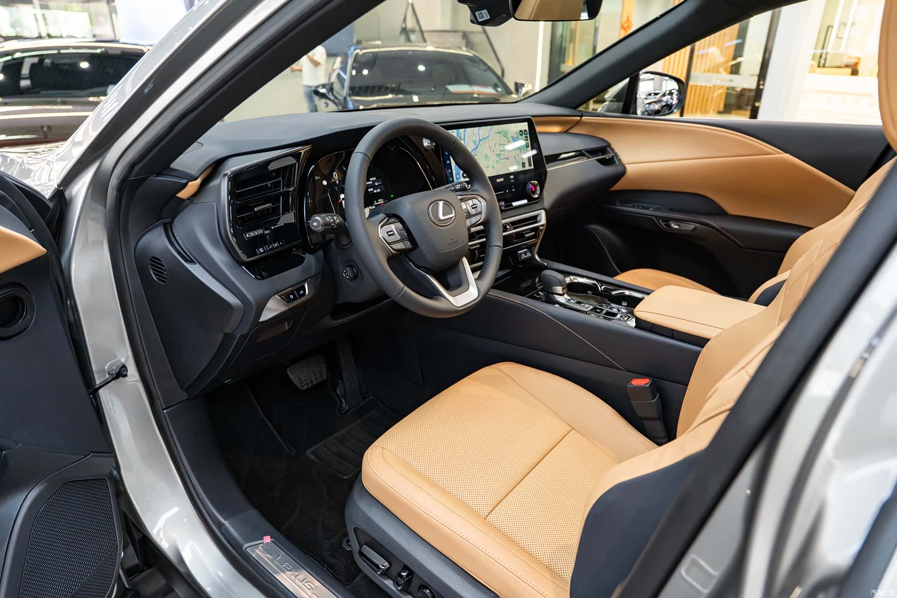 Lexus RX, 2026 9