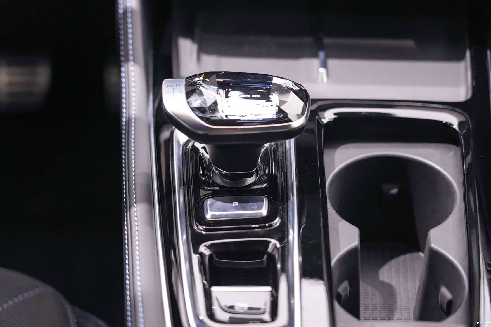 Geely Preface, 2025 15