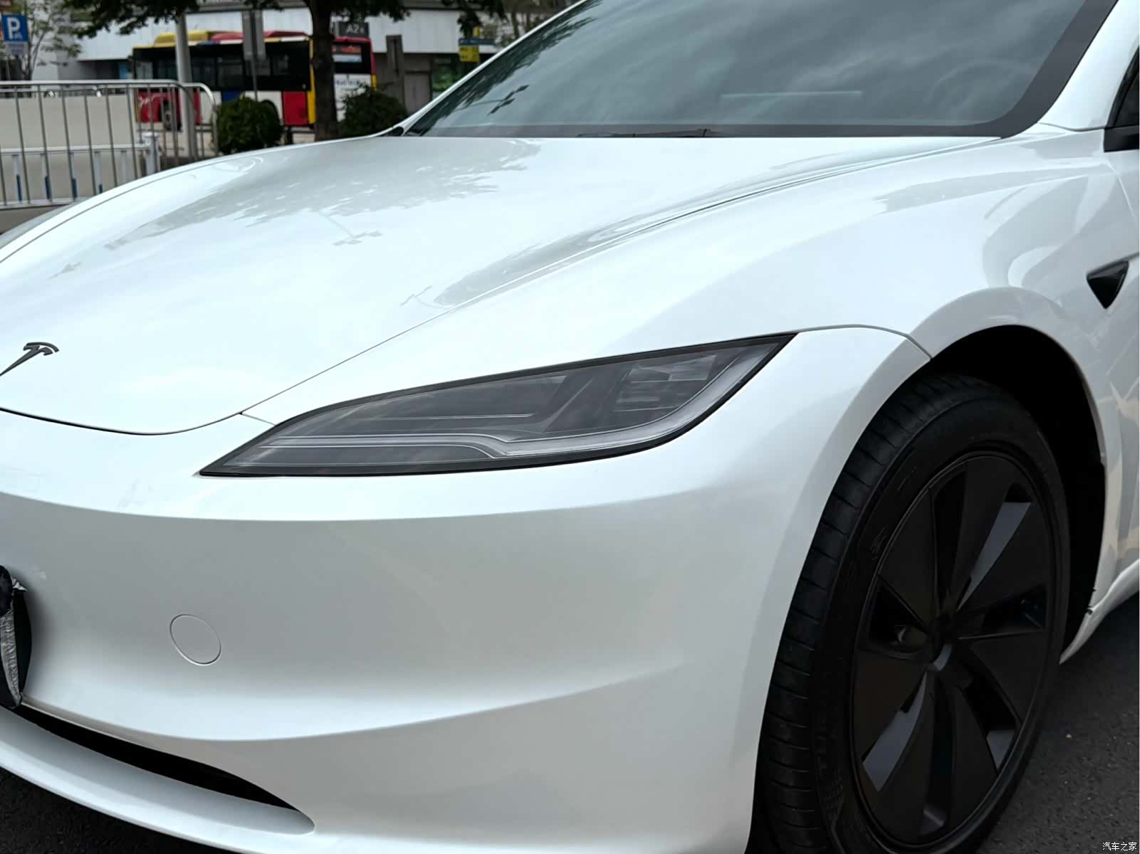 Tesla Model 3, 2025 9