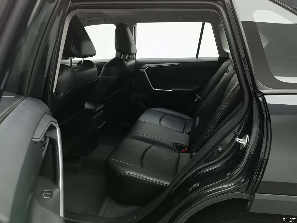 Toyota RAV4, 2023 15