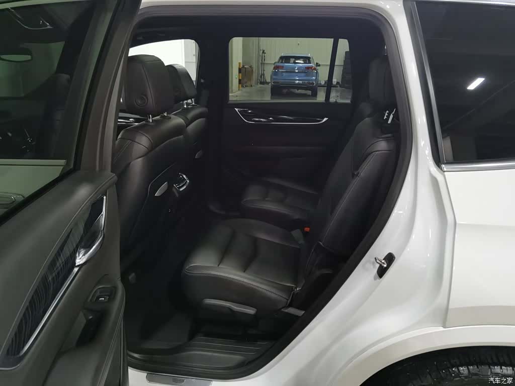 Cadillac XT6, 2021 15