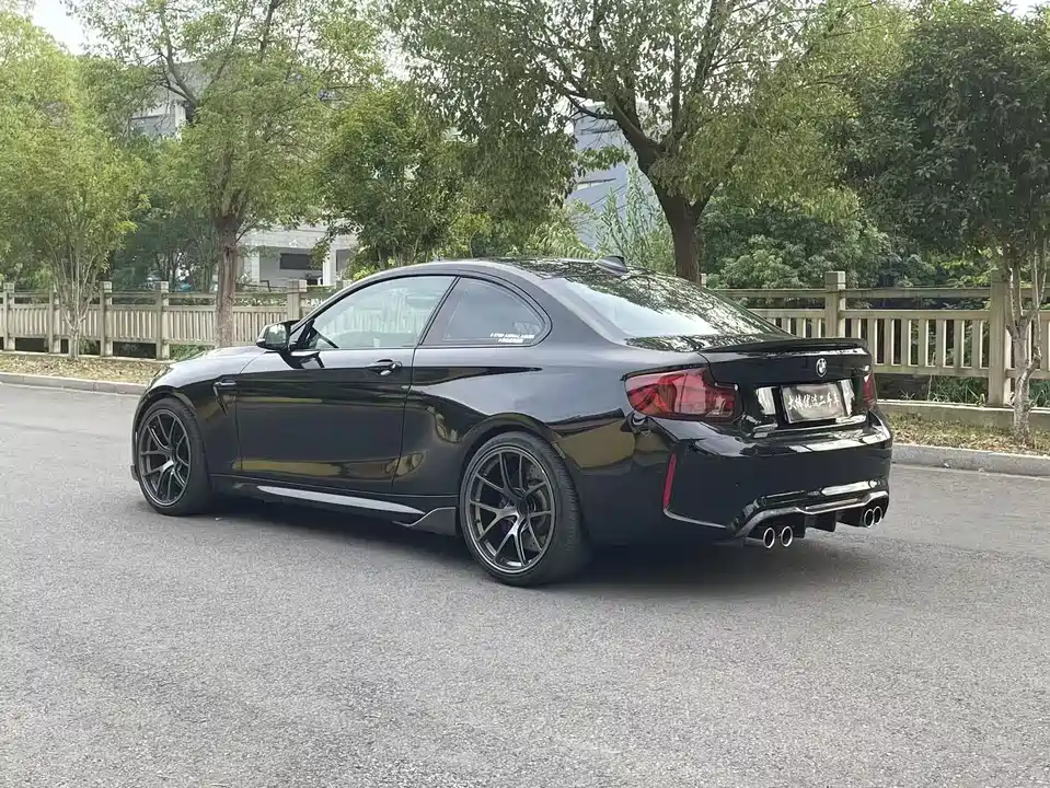 BMW M2