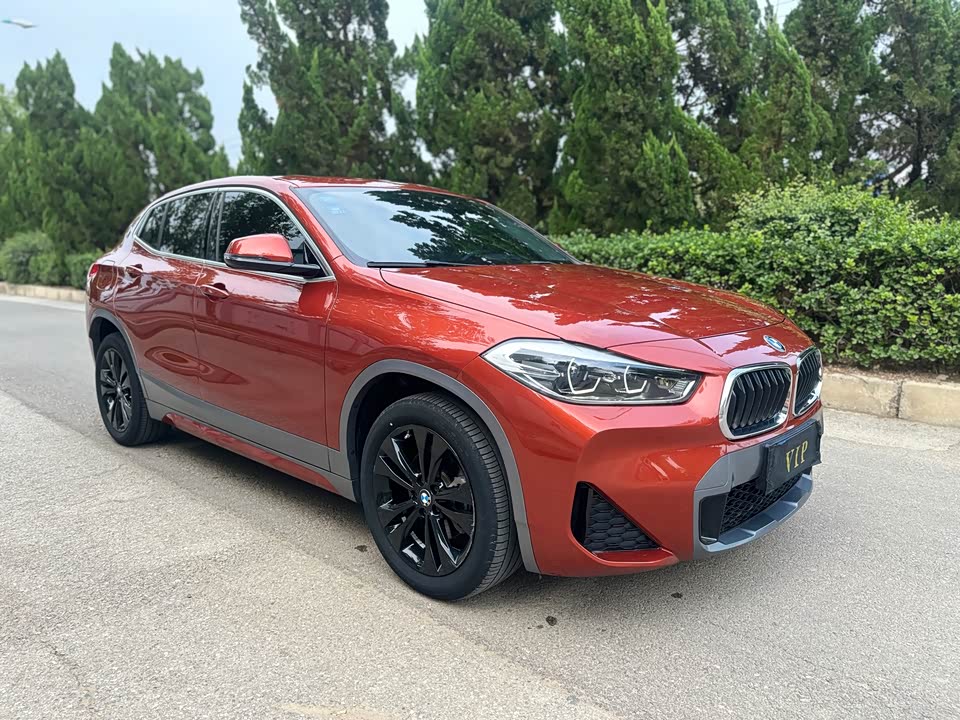 BMW X2