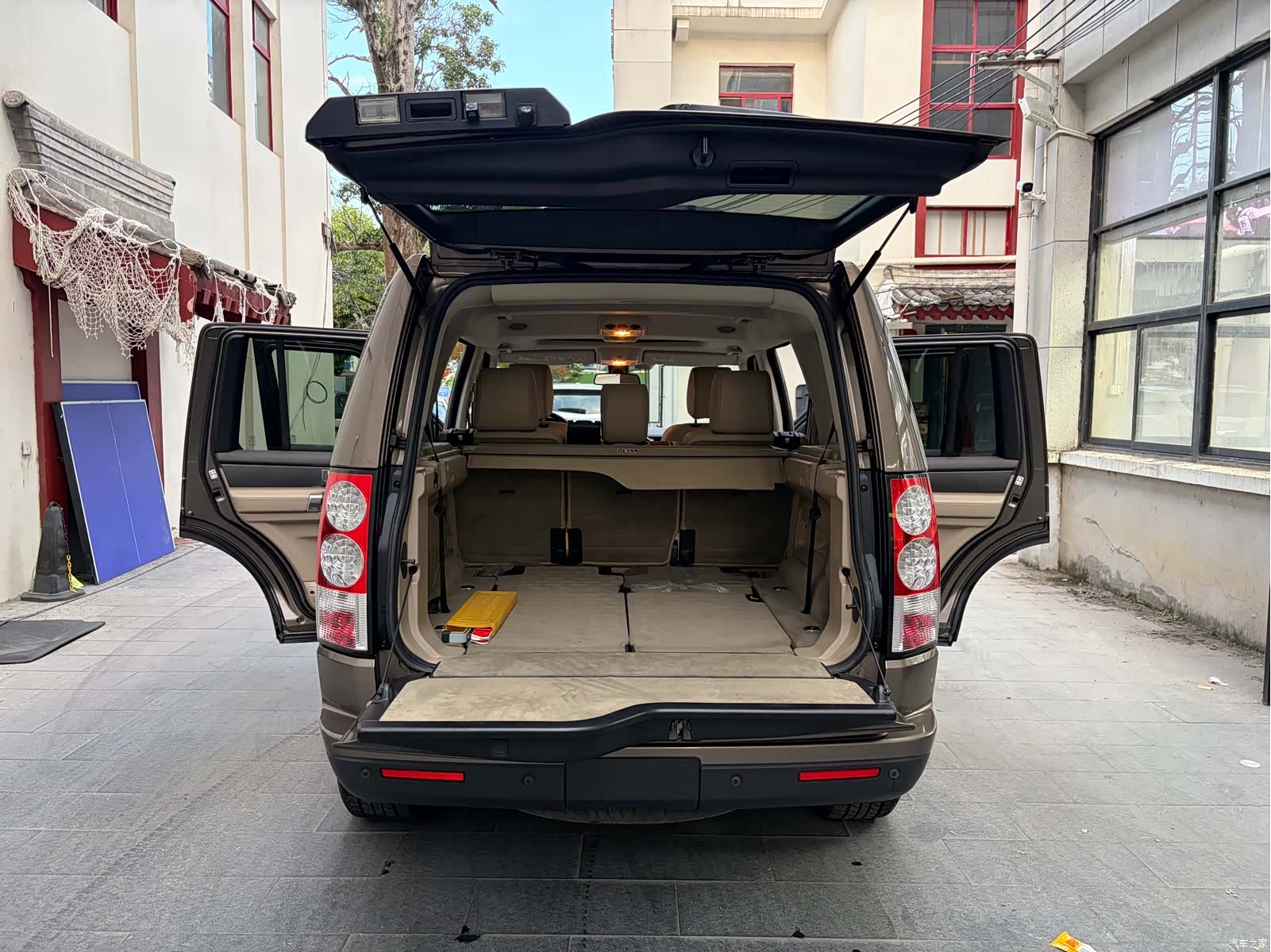 Land Rover Discovery, 2011 19