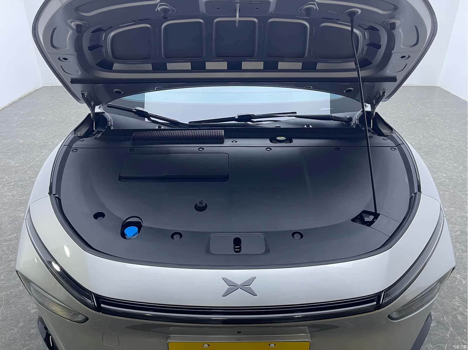 Xpeng P7, 2025 19