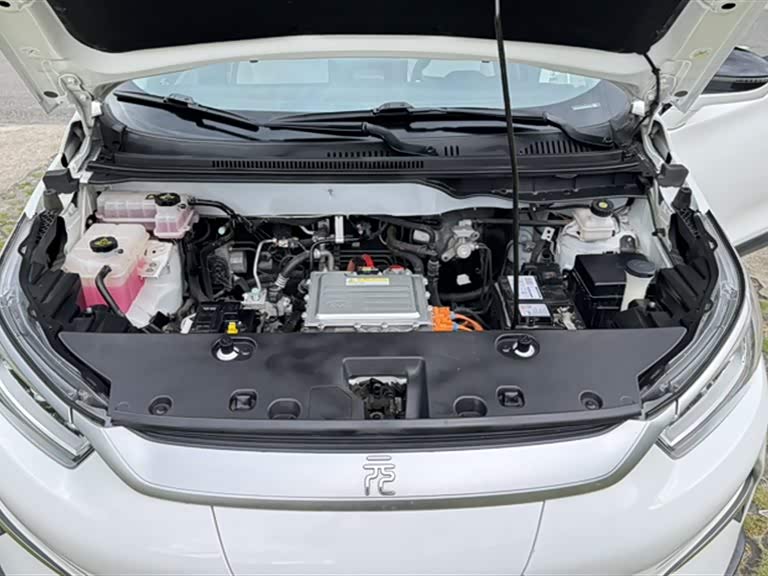 BYD Yuan Pro BYD Yuan Pro
