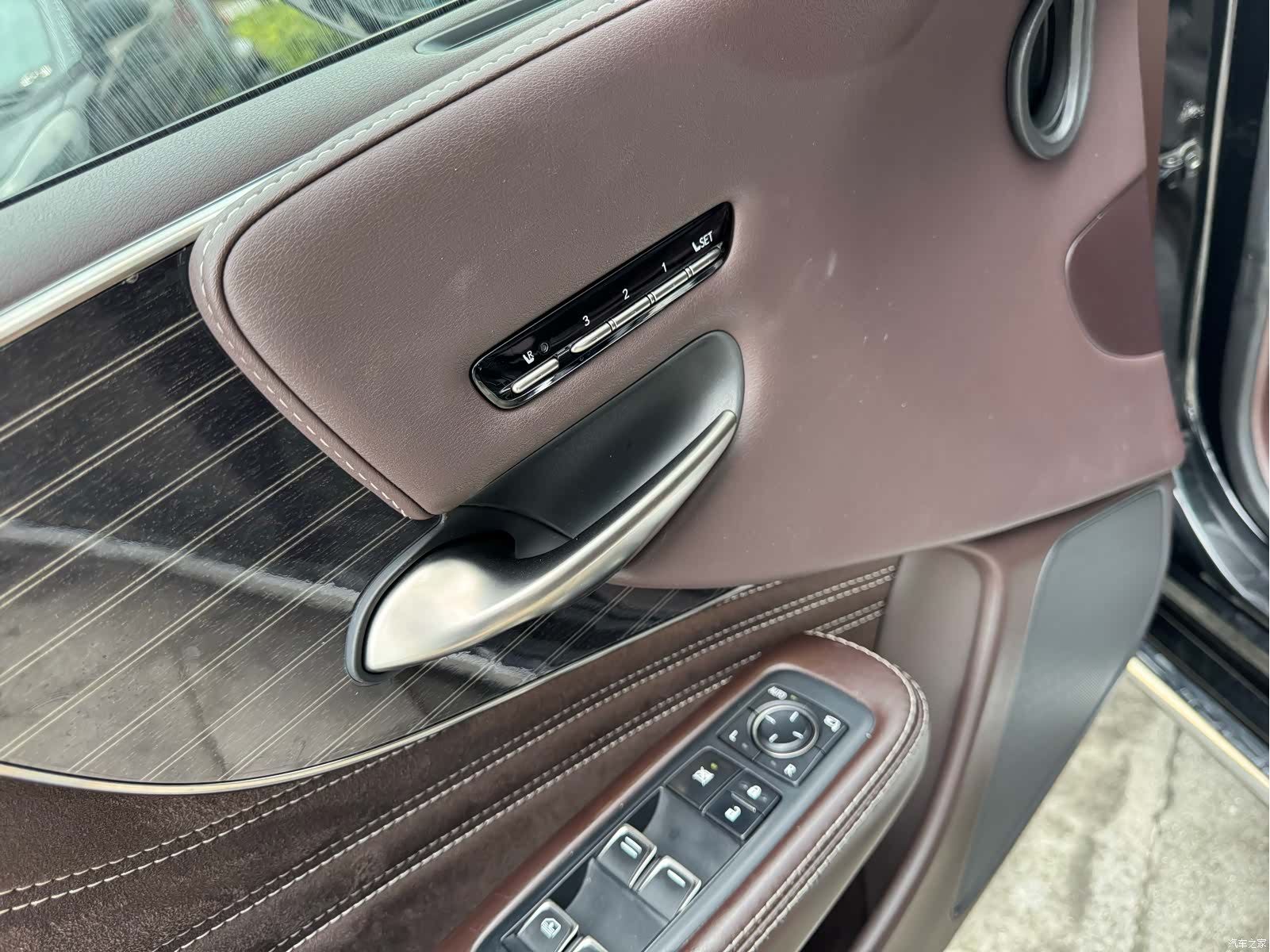 Lexus LS, 2019 13