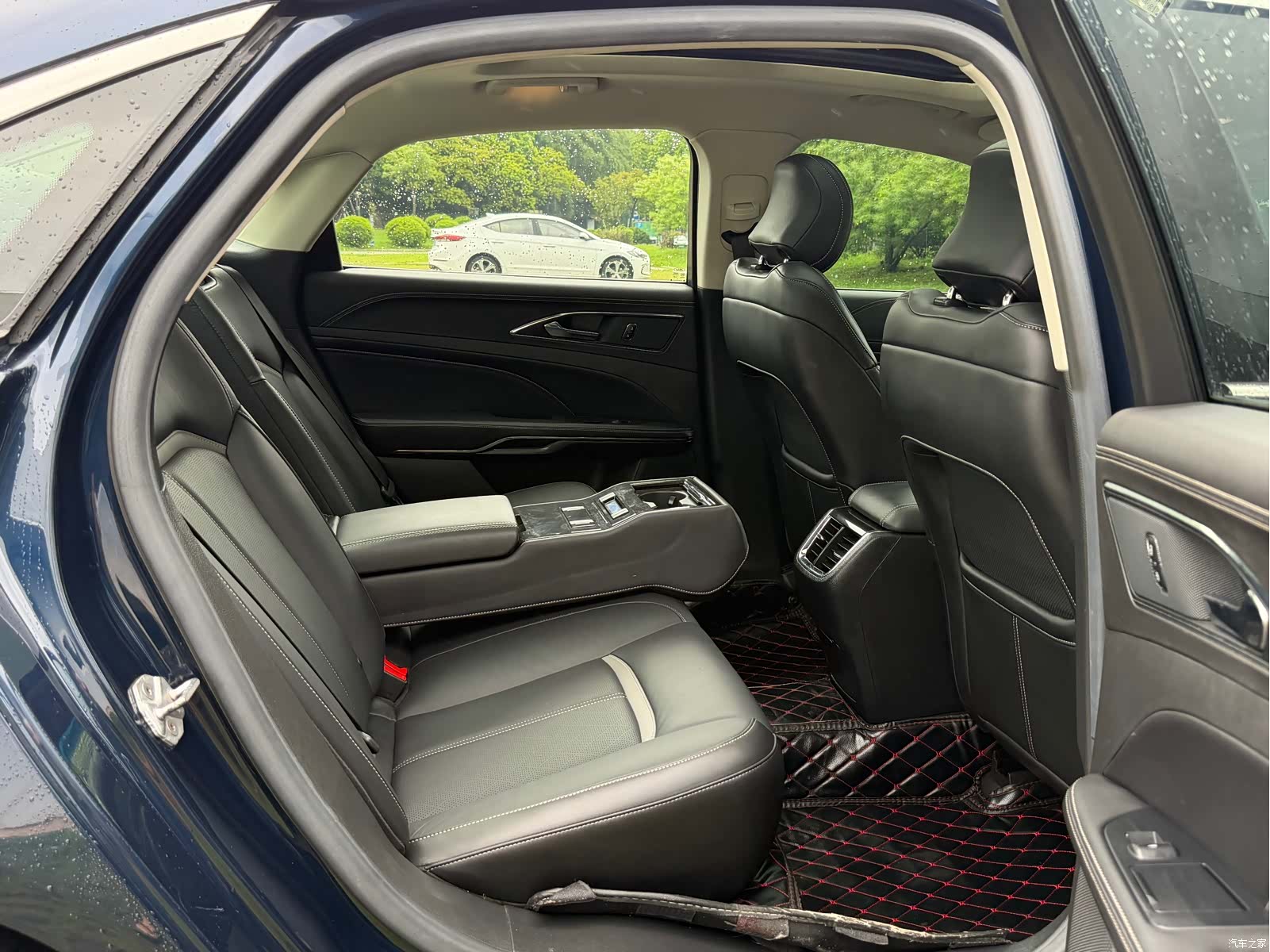 Ford Taurus, 2018 12