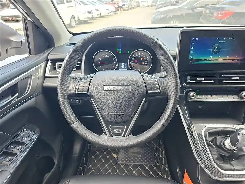 Haval M6