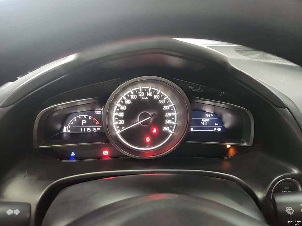 Mazda Mazda3, 2017 12