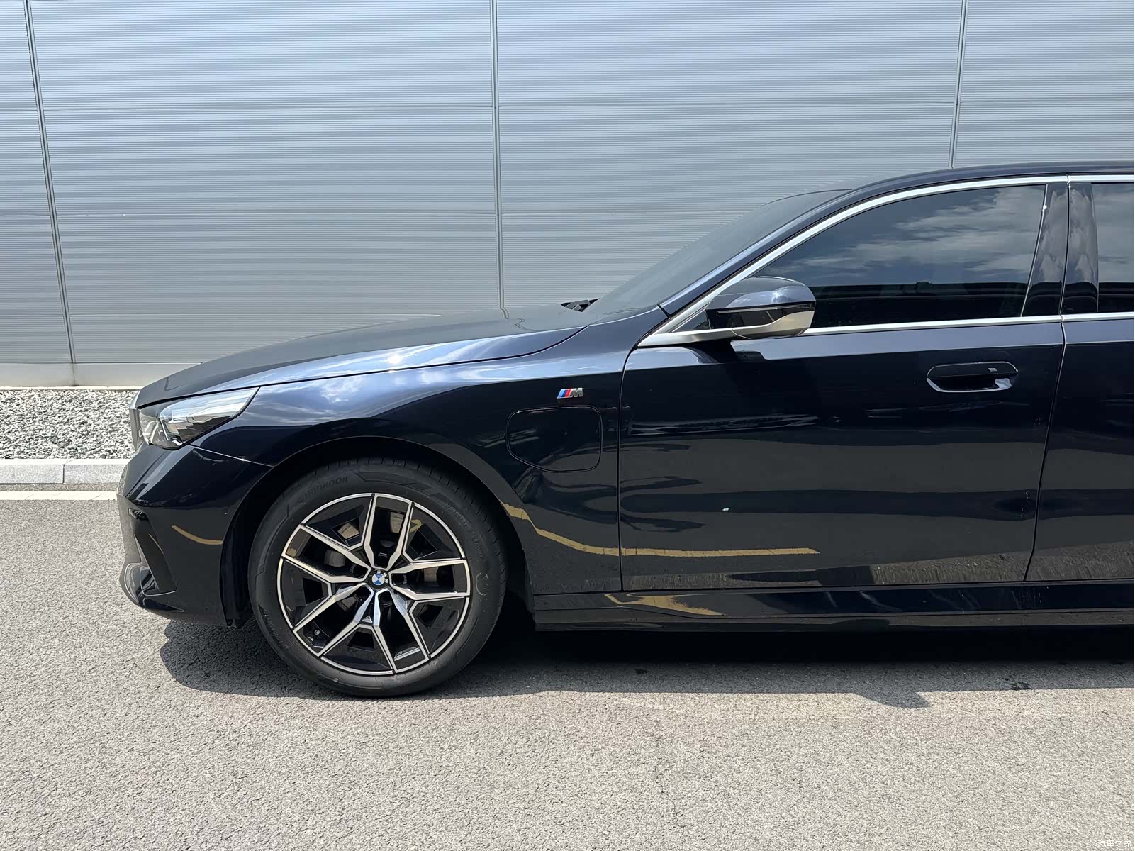 BMW i5, 2025 3