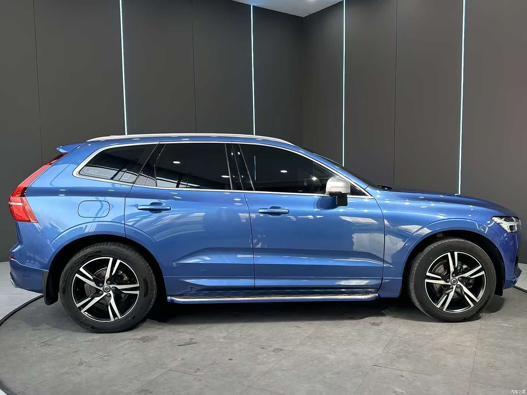 Volvo XC60, 2019 все фото