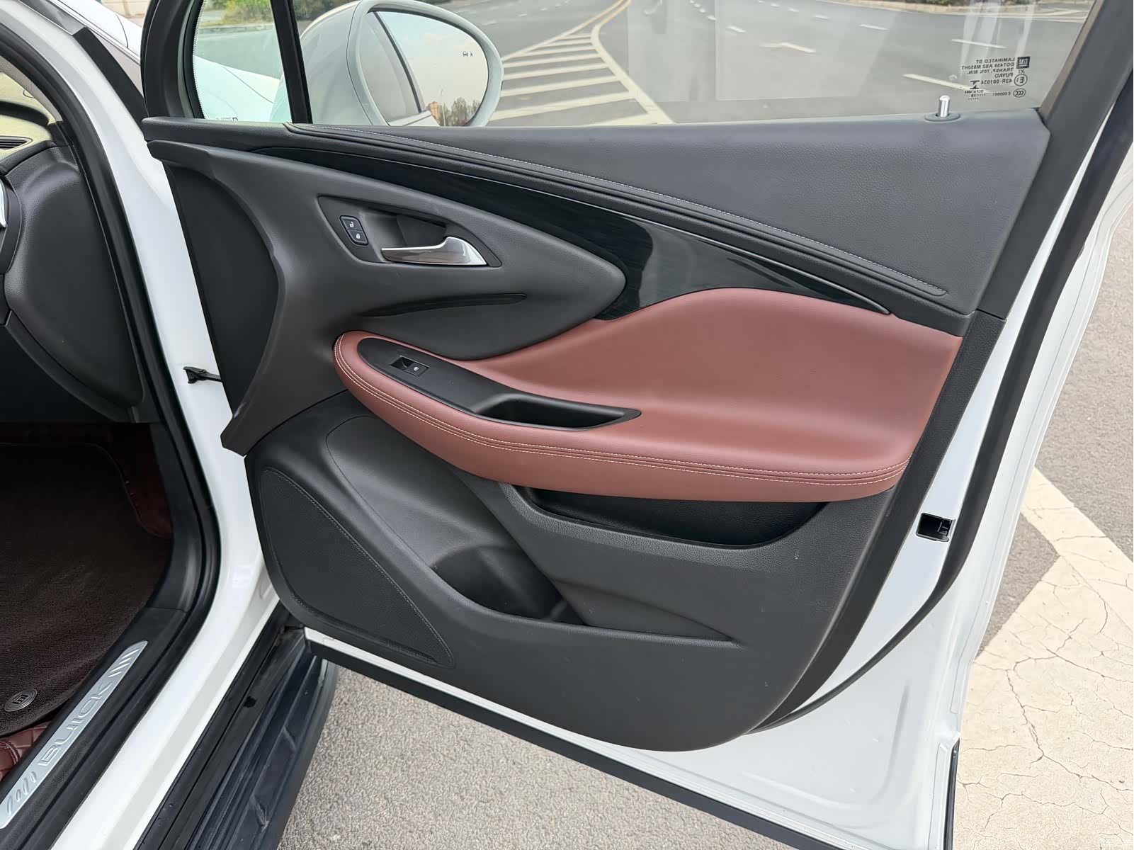 Buick Envision Plus, 2018 12