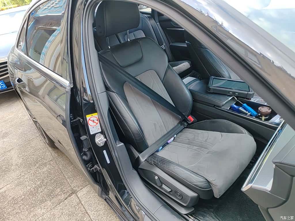 Audi A6L, 2019 25