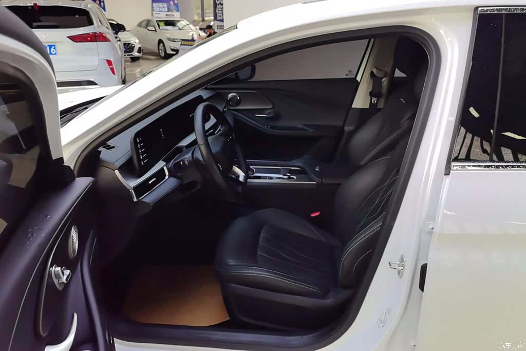 Chery Arrizo 8, 2024 9